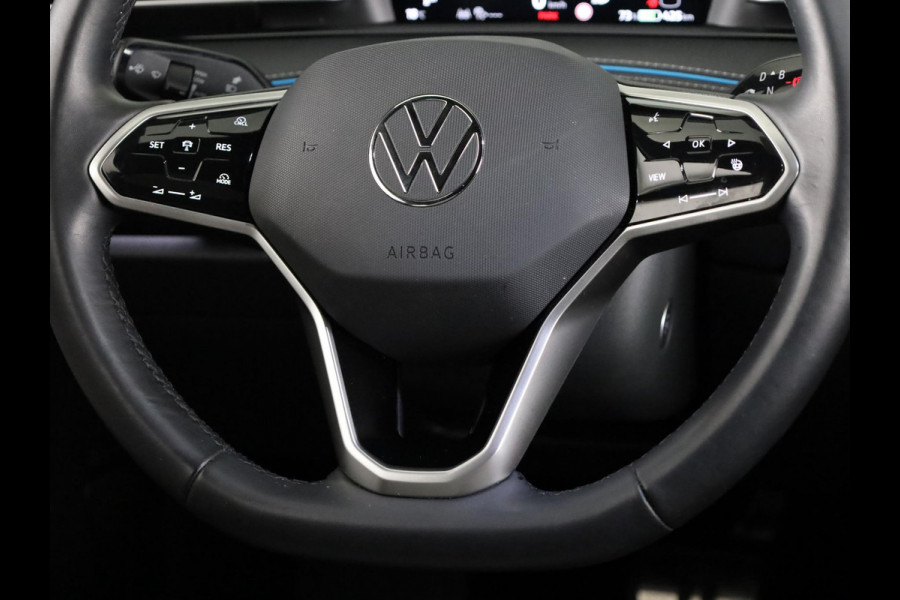 Volkswagen ID.7 Pro Business 77 kWh 285PK | Navigatie | Camera | Harman Kardon | Elektrische klep | Warmtepomp