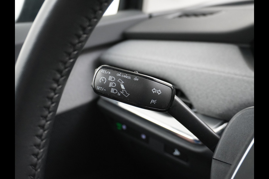Škoda ENYAQ iV 60 Pano-dak Warmtepomp Camera Apple Carplay Android Auto Navi Ecc Cruise Control Pdc Keyless Advanced Stoelverwarming DAB Led Ecc Achter Privacy Glas Lmv Origineel Nederlandse Auto Nieuwprijs €46.625,-