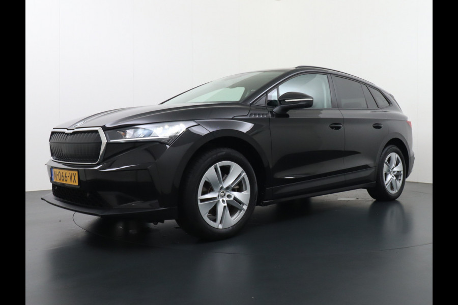 Škoda ENYAQ iV 60 Pano-dak Warmtepomp Camera Apple Carplay Android Auto Navi Ecc Cruise Control Pdc Keyless Advanced Stoelverwarming DAB Led Ecc Achter Privacy Glas Lmv Origineel Nederlandse Auto Nieuwprijs €46.625,-