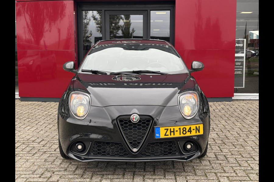 Alfa Romeo MiTo TwinAir | 17" Velgen | Navigatie | Cruise Control Let op auto niet altijd aanwezig Alfa Romeo MiTo TwinAir | 17" Velgen | Navigatie | Cruise Control Let op auto niet altijd aanwezig