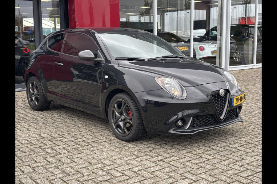 Alfa Romeo MiTo TwinAir | 17" Velgen | Navigatie | Cruise Control Let op auto niet altijd aanwezig Alfa Romeo MiTo TwinAir | 17" Velgen | Navigatie | Cruise Control Let op auto niet altijd aanwezig