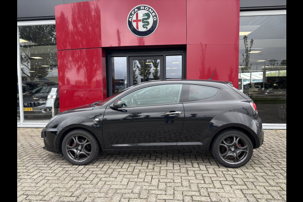 Alfa Romeo MiTo TwinAir | 17" Velgen | Navigatie | Cruise Control Let op auto niet altijd aanwezig Alfa Romeo MiTo TwinAir | 17" Velgen | Navigatie | Cruise Control Let op auto niet altijd aanwezig