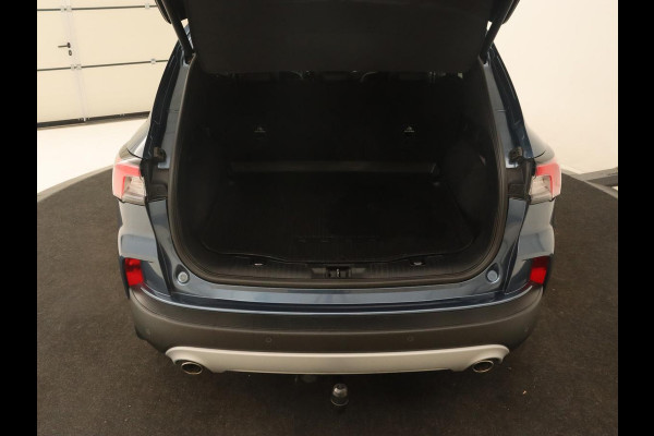 Ford Kuga 2.5 PHEV Titanium X | Trekhaak | Stoelverwarming | Camera | Carplay | Half leder | Achterbankverwarming | Navigatie | Full LED | Climate control | Parkeerhulp | Keyless | B&O Sound | Plug In