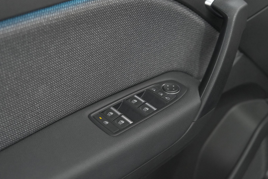 Renault Captur Mild Hybrid 160 Techno | Pack Winter | Camera | Adaptieve Cruise Control | Apple Carplay