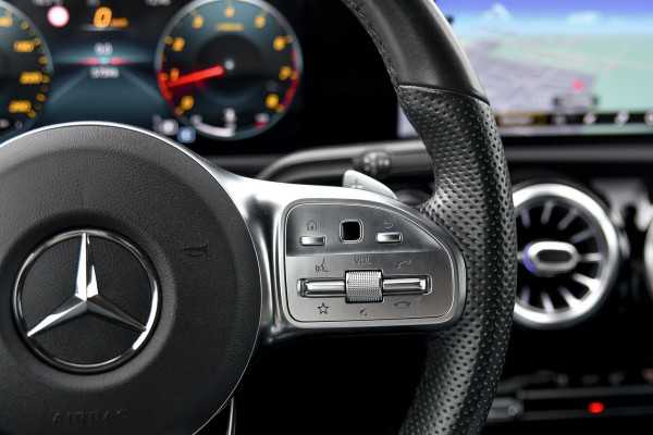 Mercedes-Benz CLA-Klasse 200 AMG Edition 1. Pano, Burm, Camera, Sfeer, CarPlay!