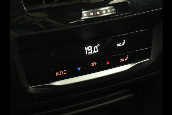 BMW X3 xDrive30e M Sport | 360 Camera | Harman/Kardon | Stoelverwarming | 20'' | Sportstoelen | Sfeerverlichting | Half leder | Navigatie | Live Cockpit | Keyless | PHEV | Plug In