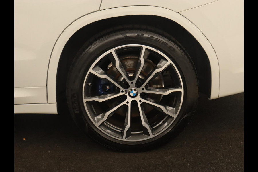 BMW X3 xDrive30e M Sport | 360 Camera | Harman/Kardon | Stoelverwarming | 20'' | Sportstoelen | Sfeerverlichting | Half leder | Navigatie | Live Cockpit | Keyless | PHEV | Plug In