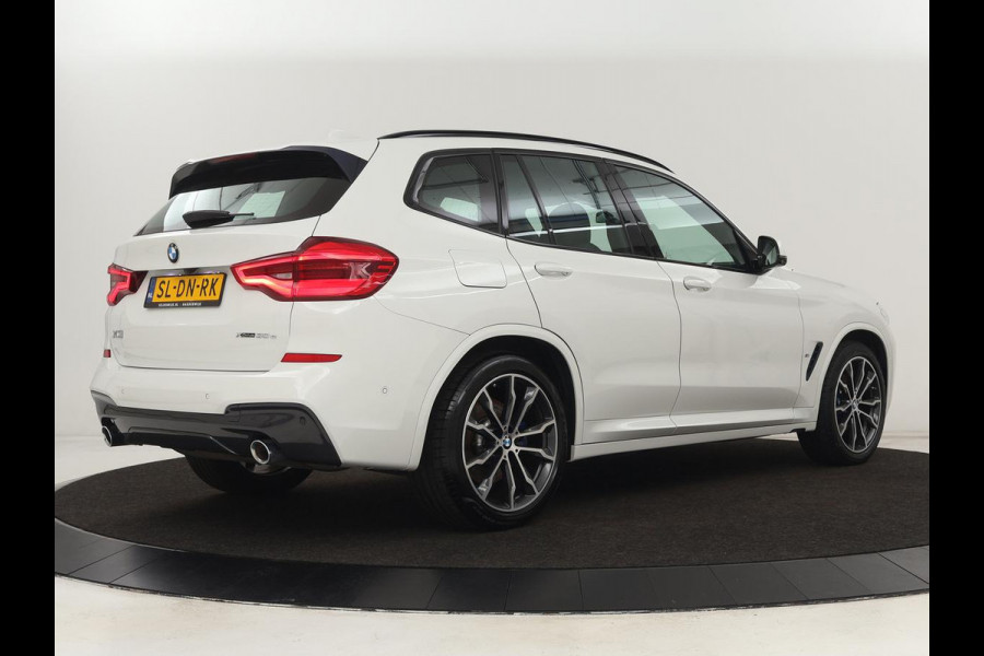 BMW X3 xDrive30e M Sport | 360 Camera | Harman/Kardon | Stoelverwarming | 20'' | Sportstoelen | Sfeerverlichting | Half leder | Navigatie | Live Cockpit | Keyless | PHEV | Plug In