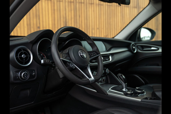 Alfa Romeo Stelvio 2.2d Super | Camera | Grote Navi