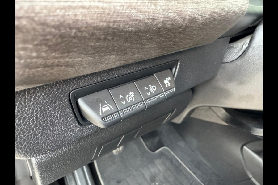Renault Kangoo TCe 140 Techno Navi / LM velgen / Clima / Camera / P-Sensoren / Stoelverwarming / Keyless