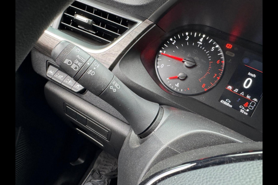 Renault Kangoo TCe 140 Techno Navi / LM velgen / Clima / Camera / P-Sensoren / Stoelverwarming / Keyless