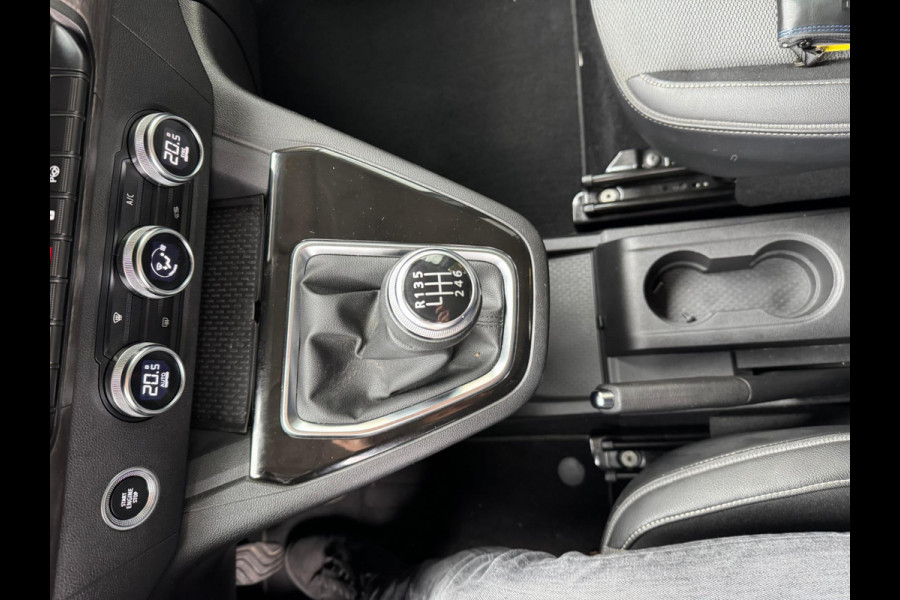 Renault Kangoo TCe 140 Techno Navi / LM velgen / Clima / Camera / P-Sensoren / Stoelverwarming / Keyless