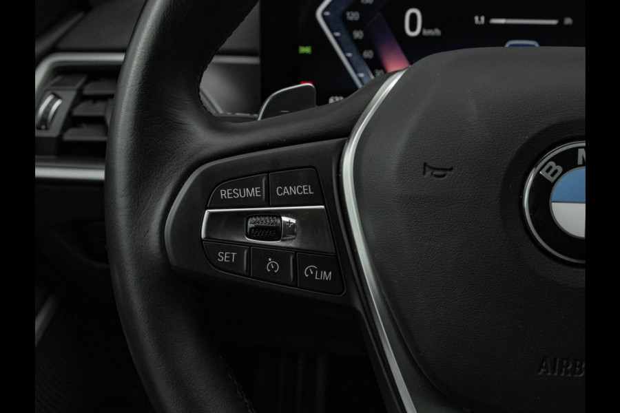 BMW 3-serie 320d - Sportstoelen - Trekhaak - 1-Hand - Navigatie - Bluetooth