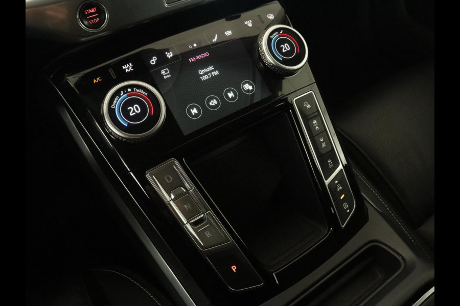 Jaguar I-PACE EV400 SE 90 kWh | Adaptive cruise | 360 Camera | Leder | Stoelverwarming | Carplay | Meridian Surround | Stuurverwarming | Keyless | Navigatie | Full LED | Park Assist