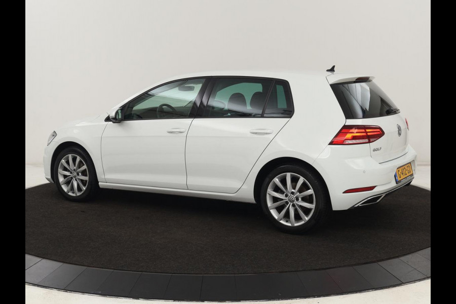 Volkswagen Golf 1.5 TSI Highline | 1e eigenaar | Virtual Cockpit | Adaptive cruise | Camera | Full LED | Carplay | Navigatie | Climate control | Parkeerhulp