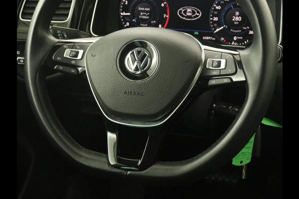 Volkswagen Golf 1.5 TSI Highline | 1e eigenaar | Virtual Cockpit | Adaptive cruise | Camera | Full LED | Carplay | Navigatie | Climate control | Parkeerhulp