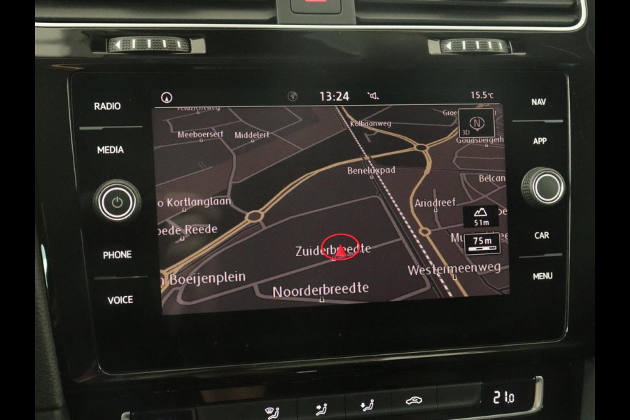 Volkswagen Golf 1.5 TSI Highline | 1e eigenaar | Virtual Cockpit | Adaptive cruise | Camera | Full LED | Carplay | Navigatie | Climate control | Parkeerhulp