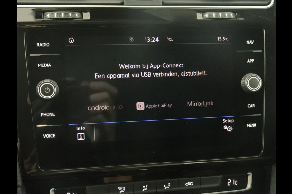Volkswagen Golf 1.5 TSI Highline | 1e eigenaar | Virtual Cockpit | Adaptive cruise | Camera | Full LED | Carplay | Navigatie | Climate control | Parkeerhulp
