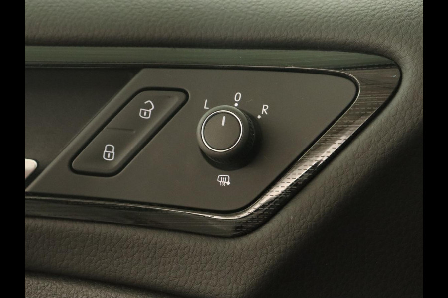 Volkswagen Golf 1.5 TSI Highline | 1e eigenaar | Virtual Cockpit | Adaptive cruise | Camera | Full LED | Carplay | Navigatie | Climate control | Parkeerhulp