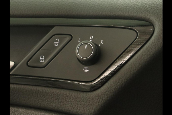 Volkswagen Golf 1.5 TSI Highline | 1e eigenaar | Virtual Cockpit | Adaptive cruise | Camera | Full LED | Carplay | Navigatie | Climate control | Parkeerhulp