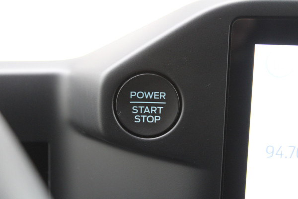 Ford Transit Custom 320 2.0 TDCI L2H1 Trend 136pk - Carplay - Android - Camera - LED koplampen - Airbag bijrijder - 70l tank - Rijklaar