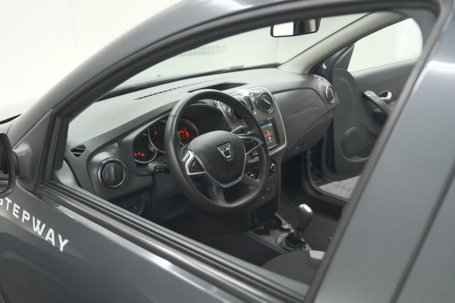 Dacia Sandero TCe 90 SL Stepway Automaat | Trekhaak | Camera | Navigatie