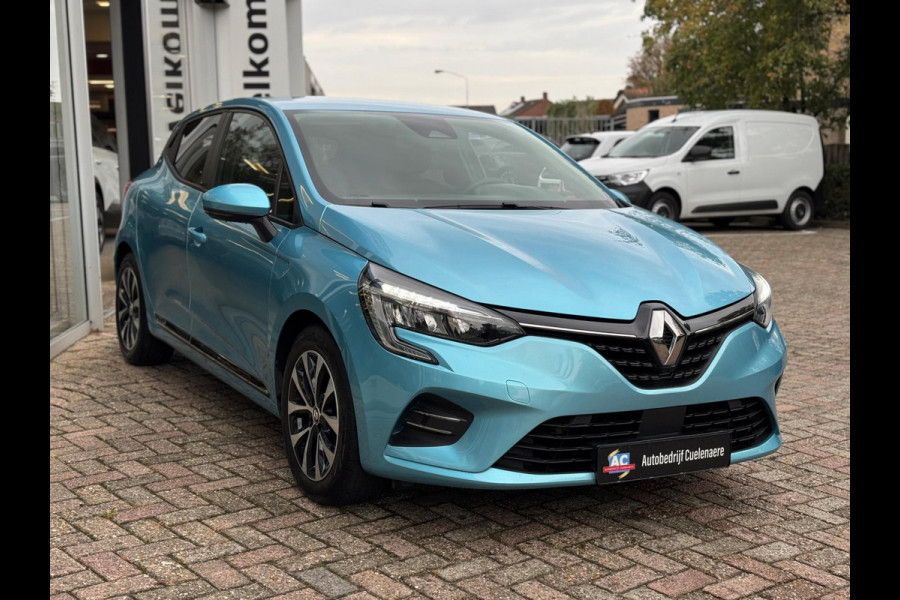 Renault Clio 1.6 E-Tech Hybrid 140 Zen LM velgen / Navi / P-sensoren / 1e eigenaar