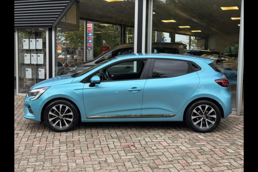 Renault Clio 1.6 E-Tech Hybrid 140 Zen LM velgen / Navi / P-sensoren / 1e eigenaar