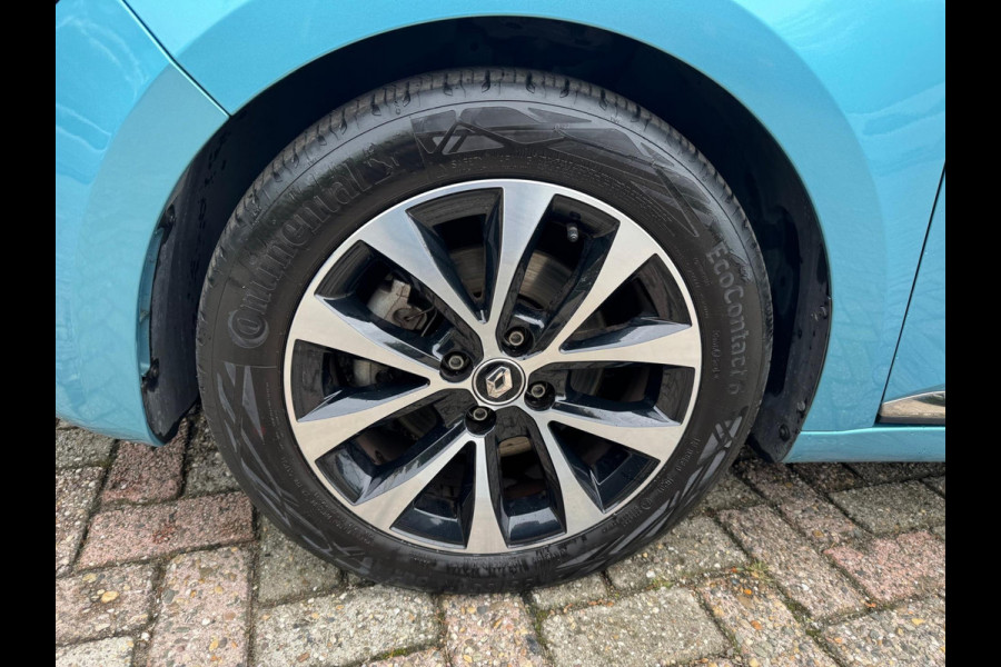 Renault Clio 1.6 E-Tech Hybrid 140 Zen LM velgen / Navi / P-sensoren / 1e eigenaar