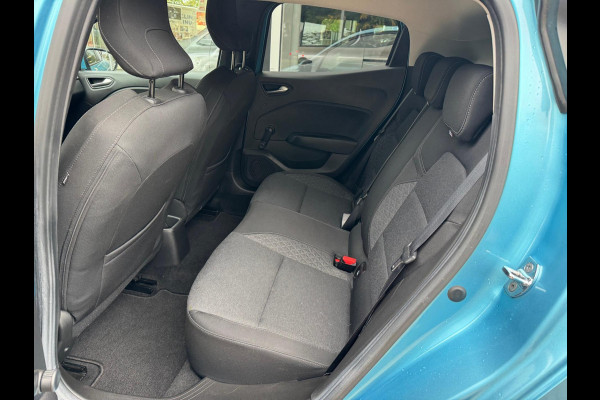 Renault Clio 1.6 E-Tech Hybrid 140 Zen LM velgen / Navi / P-sensoren / 1e eigenaar