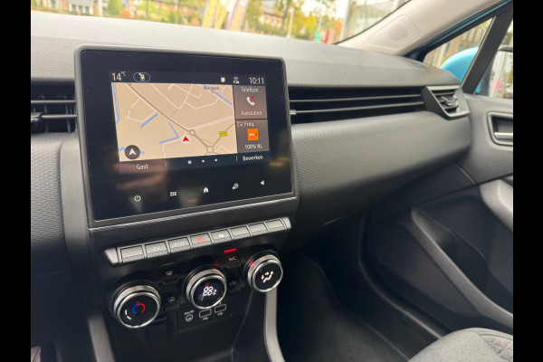 Renault Clio 1.6 E-Tech Hybrid 140 Zen LM velgen / Navi / P-sensoren / 1e eigenaar