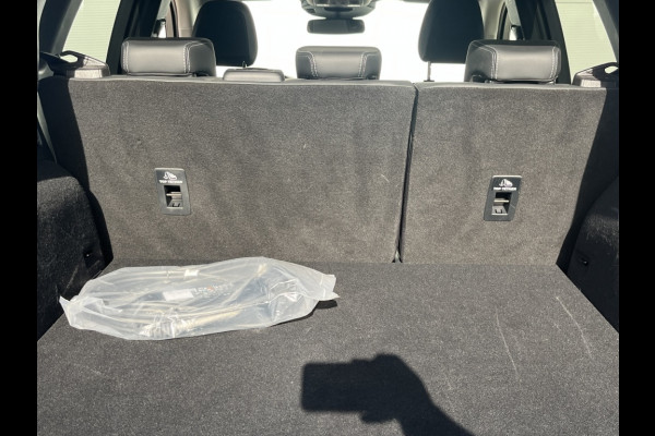 Ford Kuga 2.5 PHEV Active X | Panodak | WinterPack! Techpack | Head-up Dis