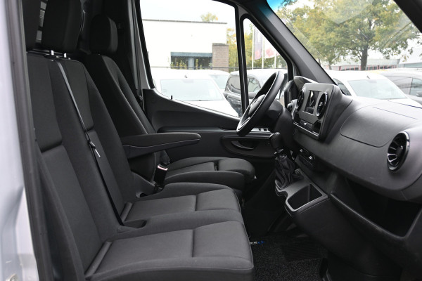 Mercedes-Benz Sprinter 317 CDI L2H2 360 Graden camera, Geveerde stoel