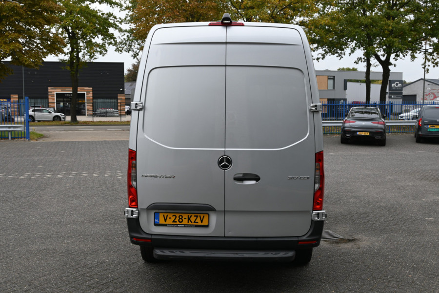 Mercedes-Benz Sprinter 317 CDI L2H2 360 Graden camera, Geveerde stoel