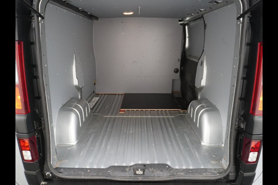 Opel Vivaro 1.6CDTI 126PK L1H1 Trekhaak Airco Navi Camera Cruise Control Pdc Edition EcoFlex Schuifdeur Wandbetimmering Bluetooth Led 1e Eigenaar Euro 6 Origineel Nederlandse bus 2.000KG Trekgewicht