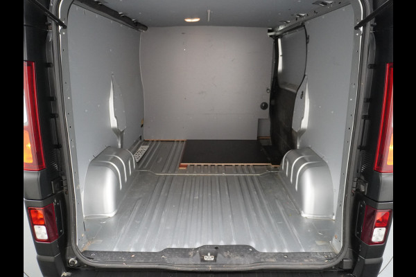Opel Vivaro 1.6CDTI 126PK L1H1 Trekhaak Airco Navi Camera Cruise Control Pdc Edition EcoFlex Schuifdeur Wandbetimmering Bluetooth Led 1e Eigenaar Euro 6 Origineel Nederlandse bus 2.000KG Trekgewicht