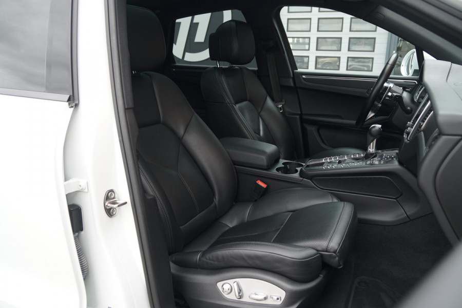 Porsche Macan 2.0 + PANORAMA / LUCHTVERING / 21" / MEMORY