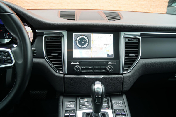 Porsche Macan 2.0 + PANORAMA / LUCHTVERING / 21" / MEMORY