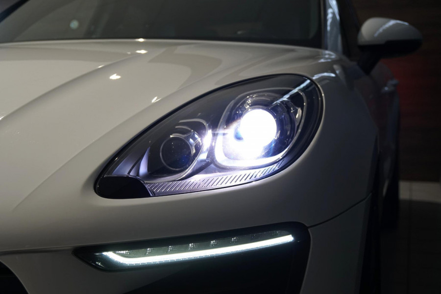 Porsche Macan 2.0 + PANORAMA / LUCHTVERING / 21" / MEMORY