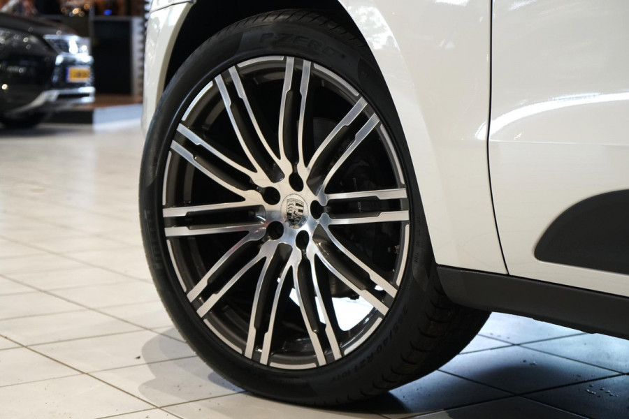 Porsche Macan 2.0 + PANORAMA / LUCHTVERING / 21" / MEMORY