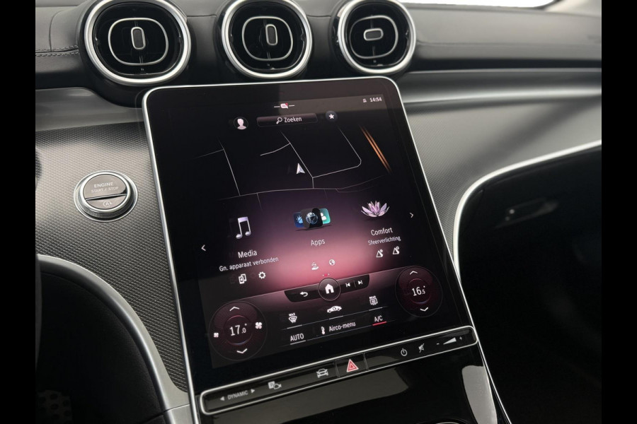 Mercedes-Benz C-Klasse Estate 180 AMG Line|Pano Trekhaak Cruise Camera Stoelverw. Sfeerverlichting Dodehoek Carplay& Android auto