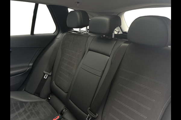 Mercedes-Benz C-Klasse Estate 180 AMG Line|Pano Trekhaak Cruise Camera Stoelverw. Sfeerverlichting Dodehoek Carplay& Android auto