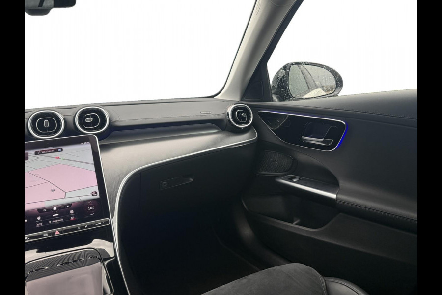 Mercedes-Benz C-Klasse Estate 180 AMG Line|Pano Trekhaak Cruise Camera Stoelverw. Sfeerverlichting Dodehoek Carplay& Android auto