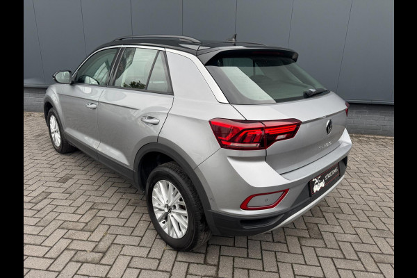 Volkswagen T-Roc 1.5 TSI DSG 150PK /1e eigenaar /ACC /Carplay Volkswagen T-Roc 1.5 TSI DSG 150PK /1e eigenaar /ACC /Carplay