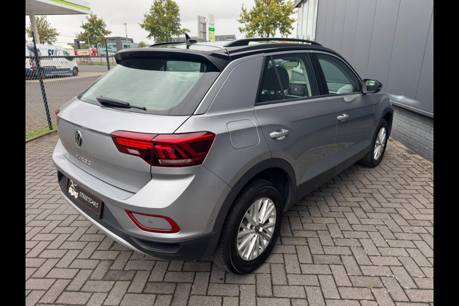 Volkswagen T-Roc 1.5 TSI DSG 150PK /1e eigenaar /ACC /Carplay Volkswagen T-Roc 1.5 TSI DSG 150PK /1e eigenaar /ACC /Carplay