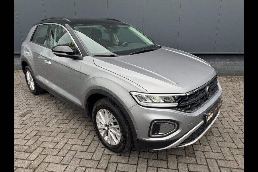 Volkswagen T-Roc 1.5 TSI DSG 150PK /1e eigenaar /ACC /Carplay Volkswagen T-Roc 1.5 TSI DSG 150PK /1e eigenaar /ACC /Carplay