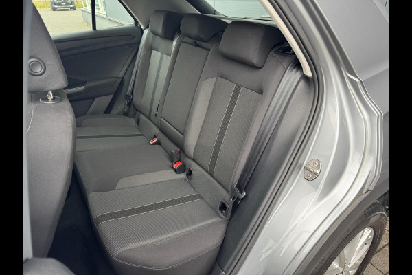 Volkswagen T-Roc 1.5 TSI DSG 150PK /1e eigenaar /ACC /Carplay Volkswagen T-Roc 1.5 TSI DSG 150PK /1e eigenaar /ACC /Carplay