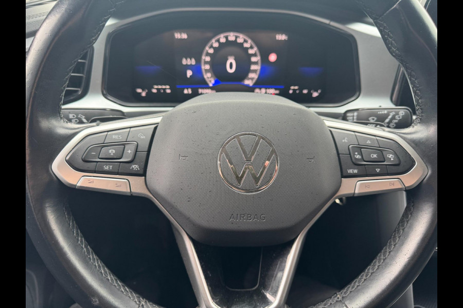 Volkswagen T-Roc 1.5 TSI DSG 150PK /1e eigenaar /ACC /Carplay Volkswagen T-Roc 1.5 TSI DSG 150PK /1e eigenaar /ACC /Carplay