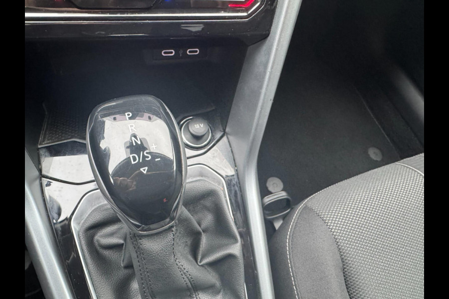 Volkswagen T-Roc 1.5 TSI DSG 150PK /1e eigenaar /ACC /Carplay Volkswagen T-Roc 1.5 TSI DSG 150PK /1e eigenaar /ACC /Carplay