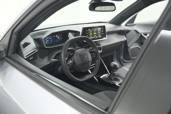 Peugeot 2008 PureTech 130 Allure | Camera | Adaptieve Cruise Control | Stoelverwarming | Apple Carplay
